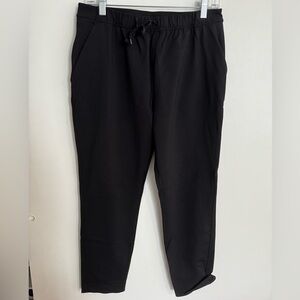 Lululemon black straight leg jogger